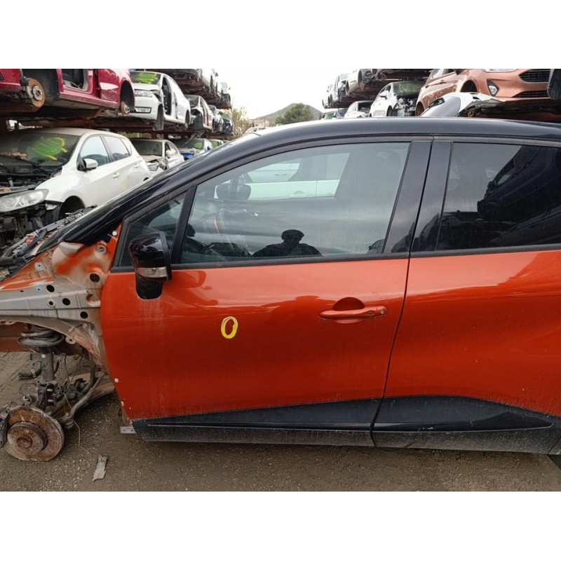 Recambio de puerta delantera izquierda para renault captur expression referencia OEM IAM 801012676R  