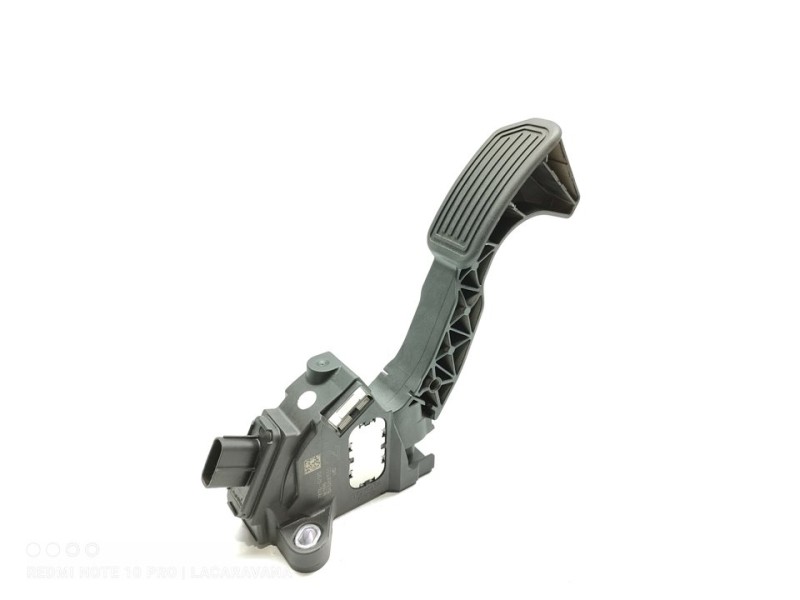 Recambio de pedal acelerador para toyota auris hybrid active referencia OEM IAM 7811002120  