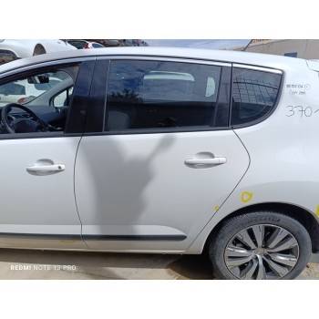 Recambio de puerta trasera izquierda para peugeot 3008 active referencia OEM IAM 9006Q1  
