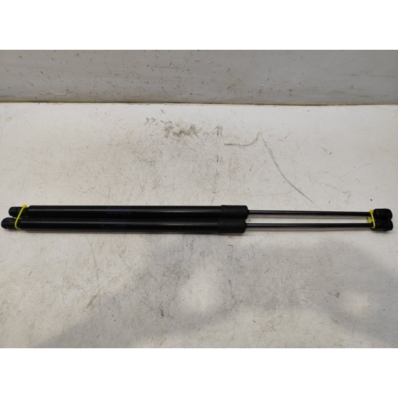 Recambio de amortiguadores maletero / porton para volkswagen tiguan sport bmt referencia OEM IAM 5NA827550B  