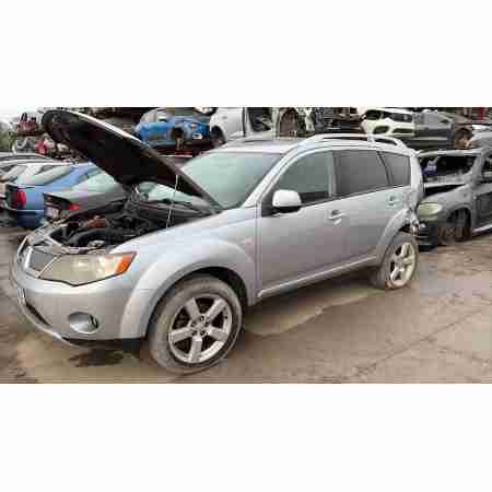 MITSUBISHI OUTLANDER (CW0)