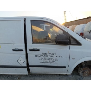 PUERTA DELANTERA DERECHA A6397201105 