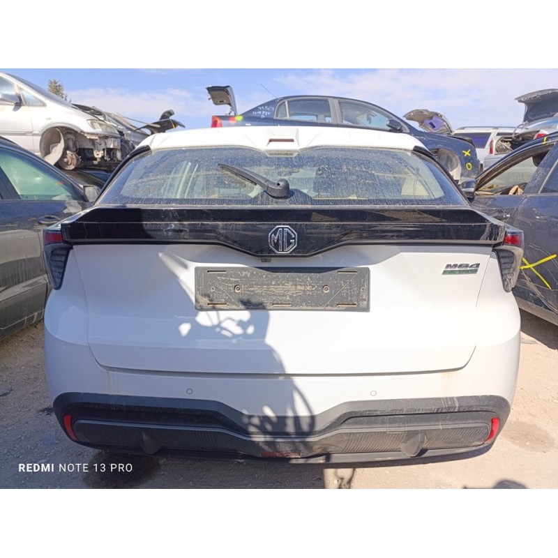 Recambio de porton trasero para mg 4 standard referencia OEM IAM 11339368  