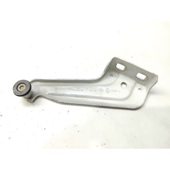 Recambio de soporte / guia puerta corredera para dacia dokker stepway referencia OEM IAM 777949343R  