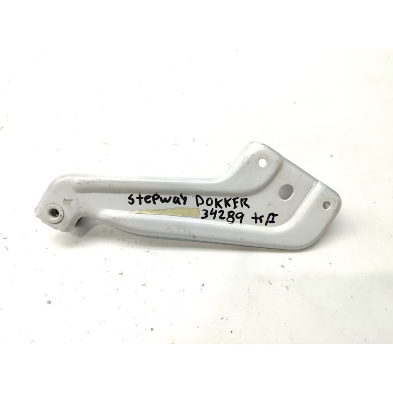 Recambio de soporte / guia puerta corredera para dacia dokker stepway referencia OEM IAM 777957489R  