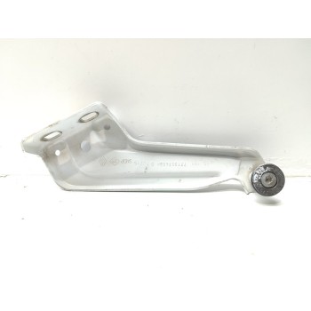 Recambio de soporte / guia puerta corredera para dacia dokker stepway referencia OEM IAM 777957489R  