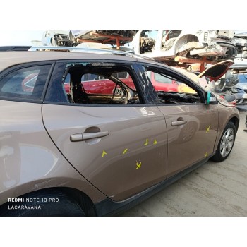volvo v40 cross country del año 2014