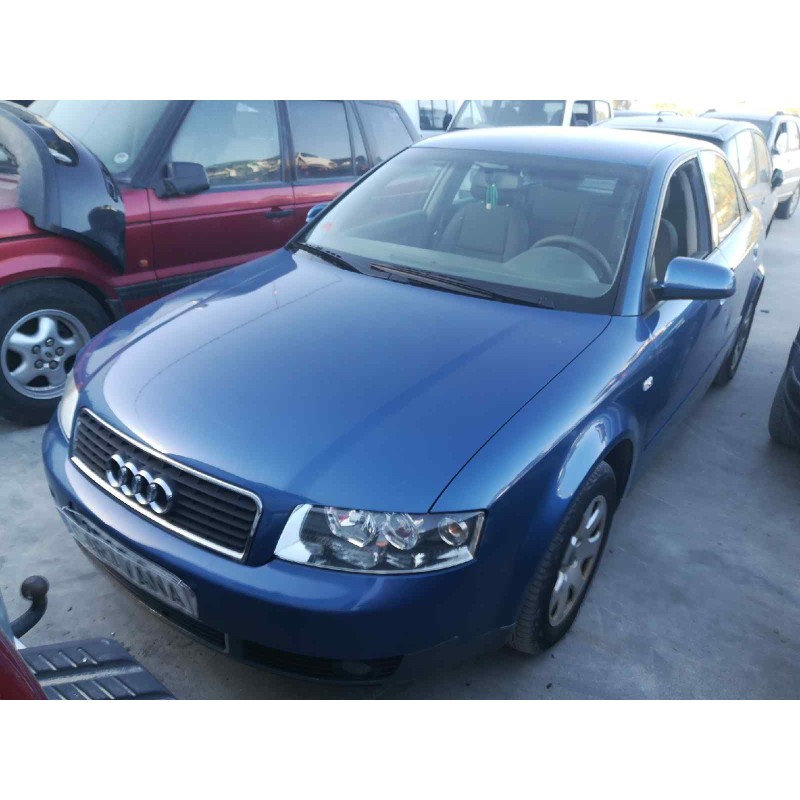 AUDI A4 BERLINA (8E)