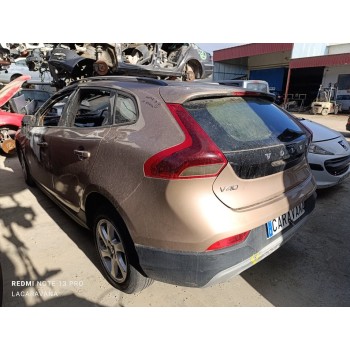 volvo v40 cross country del año 2014