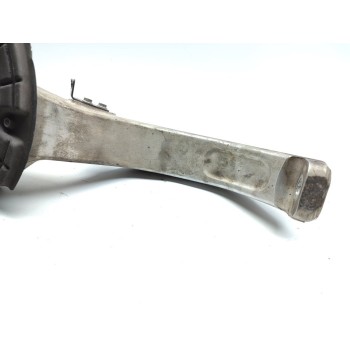 Recambio de mangueta delantera derecha para maserati levante diesel referencia OEM IAM 670032052  