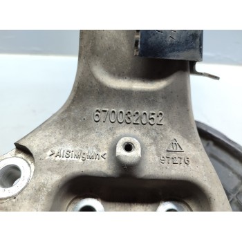 Recambio de mangueta delantera derecha para maserati levante diesel referencia OEM IAM 670032052  