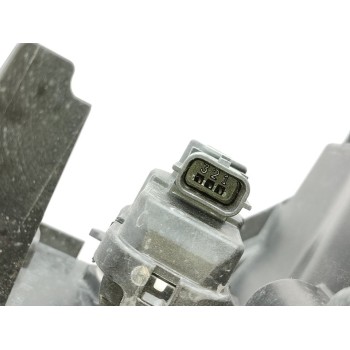 Recambio de faro derecho para toyota yaris cross hybrid 2wd active tech referencia OEM IAM 811100DP50  