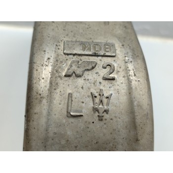 Recambio de mangueta delantera izquierda para maserati levante diesel referencia OEM IAM 670032053  