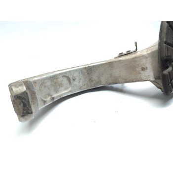 Recambio de mangueta delantera izquierda para maserati levante diesel referencia OEM IAM 670032053  