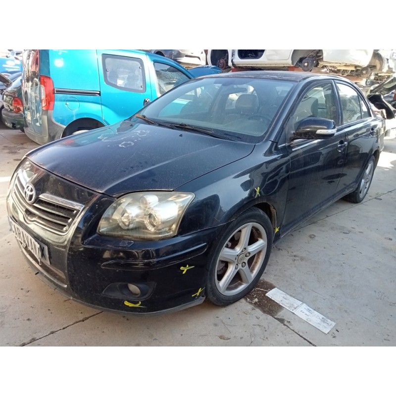 toyota avensis berlina (t25) del año 2008