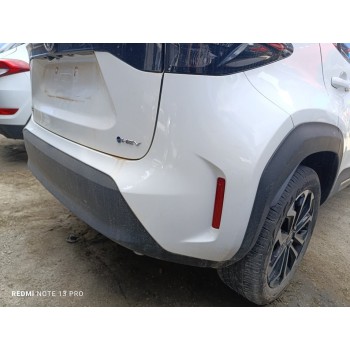 Recambio de paragolpes trasero para toyota yaris cross hybrid 2wd active tech referencia OEM IAM 52159YP918  