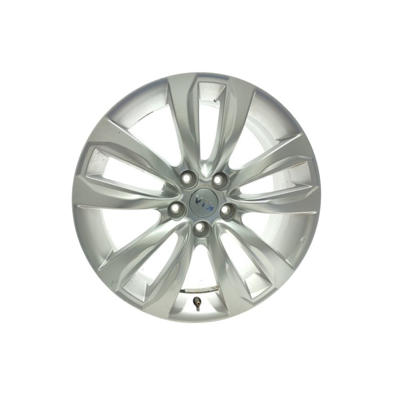 Recambio de llanta para kia sorento drive 2wd referencia OEM IAM 529102P180  