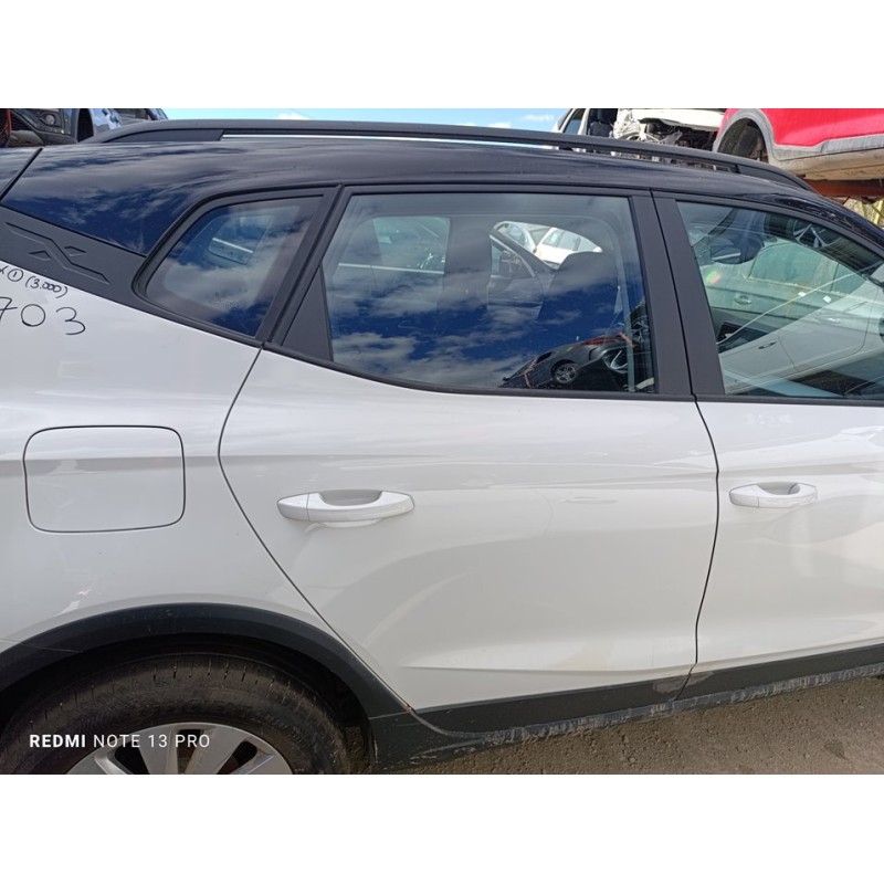 Recambio de puerta trasera derecha para seat arona style referencia OEM IAM 6F9833052E  