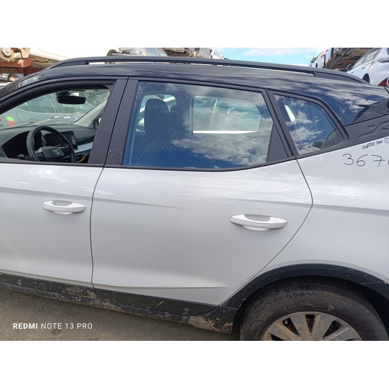 Recambio de puerta trasera izquierda para seat arona style referencia OEM IAM 6F9833051E  