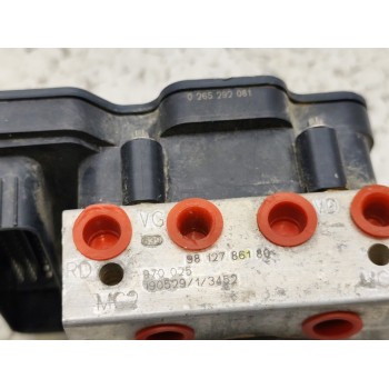 Recambio de abs para peugeot 5008 allure referencia OEM IAM 9832278080  