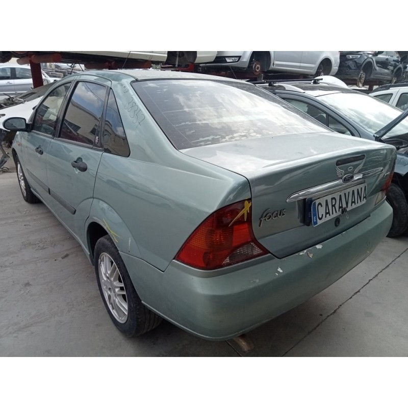 ford focus berlina (cak) del año 2001