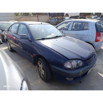 toyota avensis berlina (t 22) del año 2000