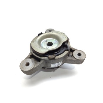 Recambio de soporte cambio para maserati levante diesel referencia OEM IAM 06700357670  