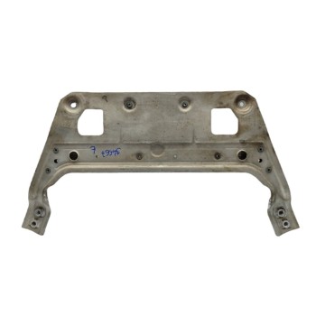 Recambio de travesaño inferior para maserati levante diesel referencia OEM IAM 670031978  