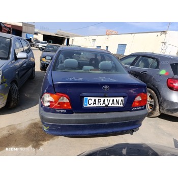 toyota avensis berlina (t 22) del año 2000