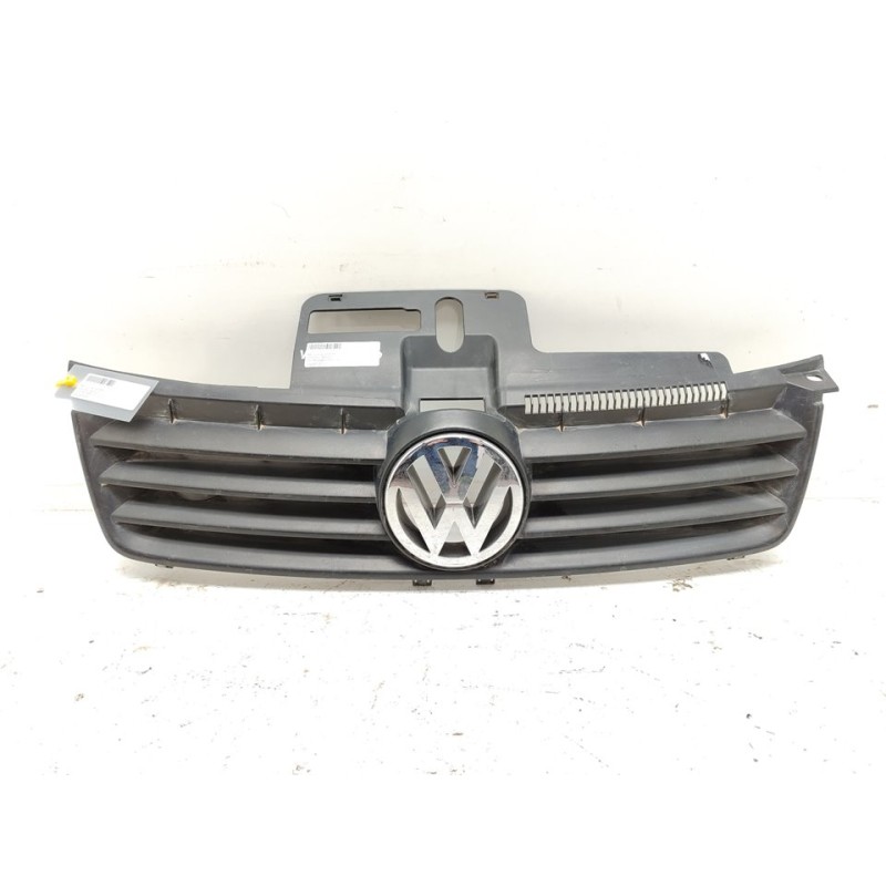 Recambio de rejilla delantera para volkswagen polo (9n1) referencia OEM IAM 6Q0853651  