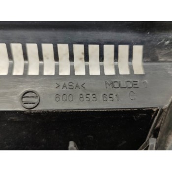 Recambio de rejilla delantera para volkswagen polo (9n1) referencia OEM IAM 6Q0853651  