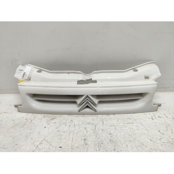 Recambio de rejilla delantera para citroën berlingo 1.1 referencia OEM IAM 9618254877  