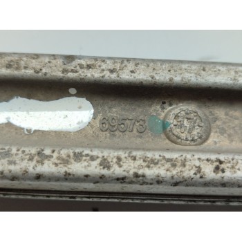 Recambio de brazo suspension superior trasero izquierdo para maserati levante diesel referencia OEM IAM 670032016  