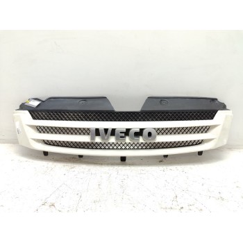 Recambio de rejilla delantera para iveco daily caja cerrada (2006 =>) referencia OEM IAM 3802801  