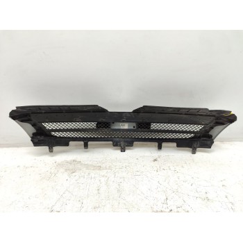 Recambio de rejilla delantera para iveco daily caja cerrada (2006 =>) referencia OEM IAM 3802801  