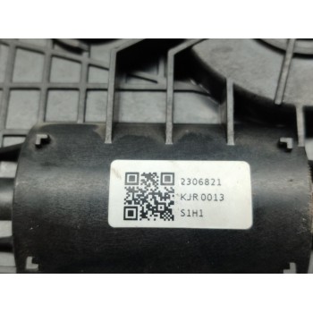 Recambio de cerradura puerta trasera derecha para hyundai genesis basis referencia OEM IAM 81420B1010  