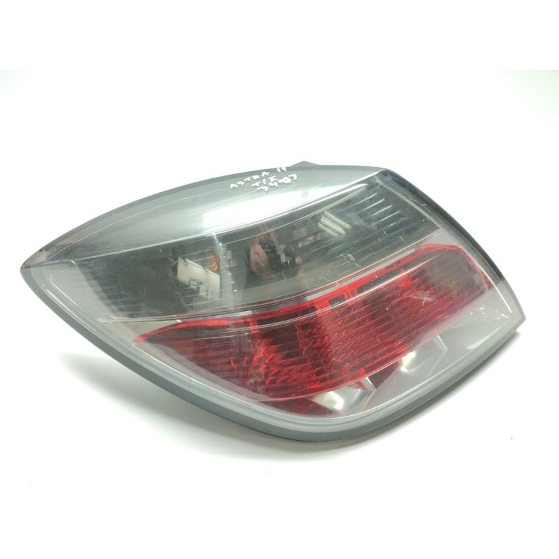 Recambio de piloto trasero izquierdo para opel astra gtc cosmo referencia OEM IAM 1222117  