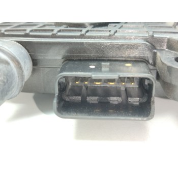 Recambio de cerradura puerta trasera derecha para hyundai genesis basis referencia OEM IAM 81420B1010  