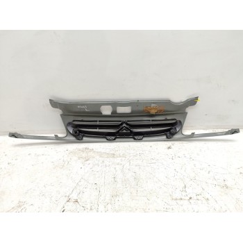 Recambio de rejilla delantera para citroën saxo referencia OEM IAM 9628654777  