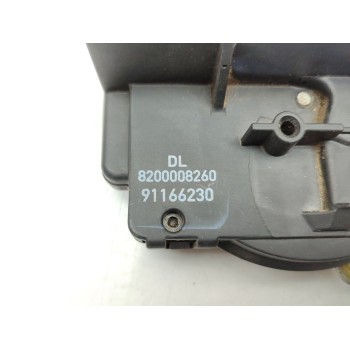 Recambio de cerradura puerta delantera izquierda para opel vivaro combi 2.7t corto referencia OEM IAM 8200008260  