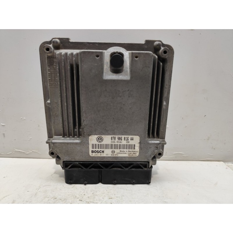 Recambio de centralita motor uce para volkswagen touareg (7la) tdi v10 referencia OEM IAM 070906016AA  