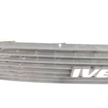 Recambio de rejilla delantera para iveco daily caja abierta / volquete referencia OEM IAM 93919334  