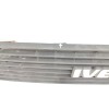 Recambio de rejilla delantera para iveco daily caja abierta / volquete referencia OEM IAM 93919334  