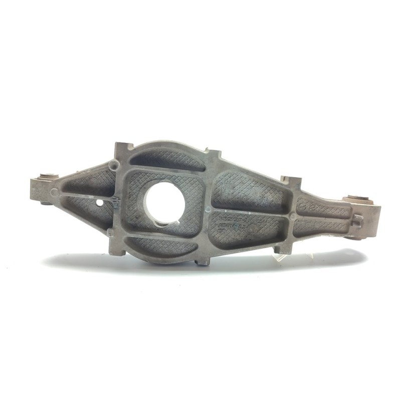 Recambio de brazo suspension trasero izquierdo para maserati levante diesel referencia OEM IAM 670106331  