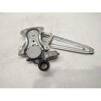 ELEVALUNAS TRASERO DERECHO 857200D120 / 698300D220 