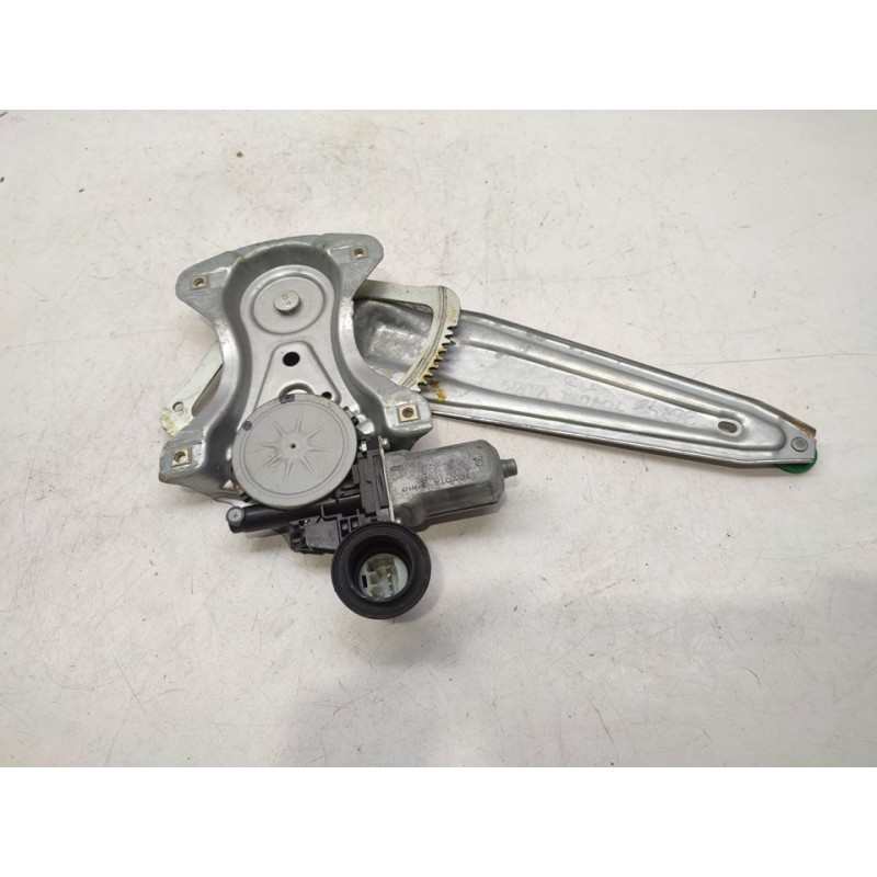 Recambio de elevalunas trasero derecho para toyota yaris active referencia OEM IAM 857200D120  