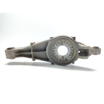 Recambio de brazo suspension trasero izquierdo para maserati levante diesel referencia OEM IAM 670106331  