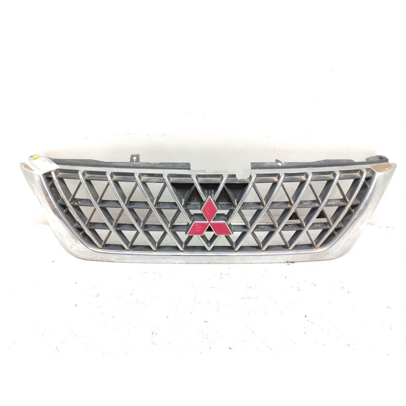 Recambio de rejilla delantera para mitsubishi l 200 (k34t) referencia OEM IAM MR523853 M 