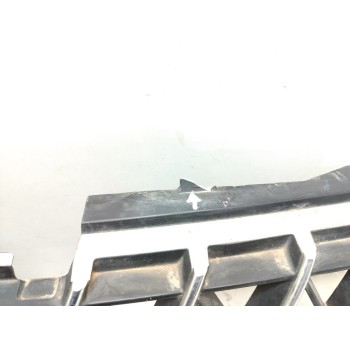 Recambio de rejilla delantera para mitsubishi l 200 (k34t) referencia OEM IAM MR523853 M 
