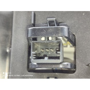 Recambio de piloto trasero central para volkswagen taigo (cs1) r-line referencia OEM IAM 2G7945093  